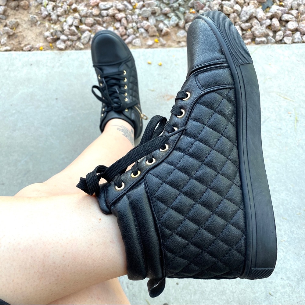 Brand New Black Fashion Quilted Lace Up Sneakers - Picture 3 of 7